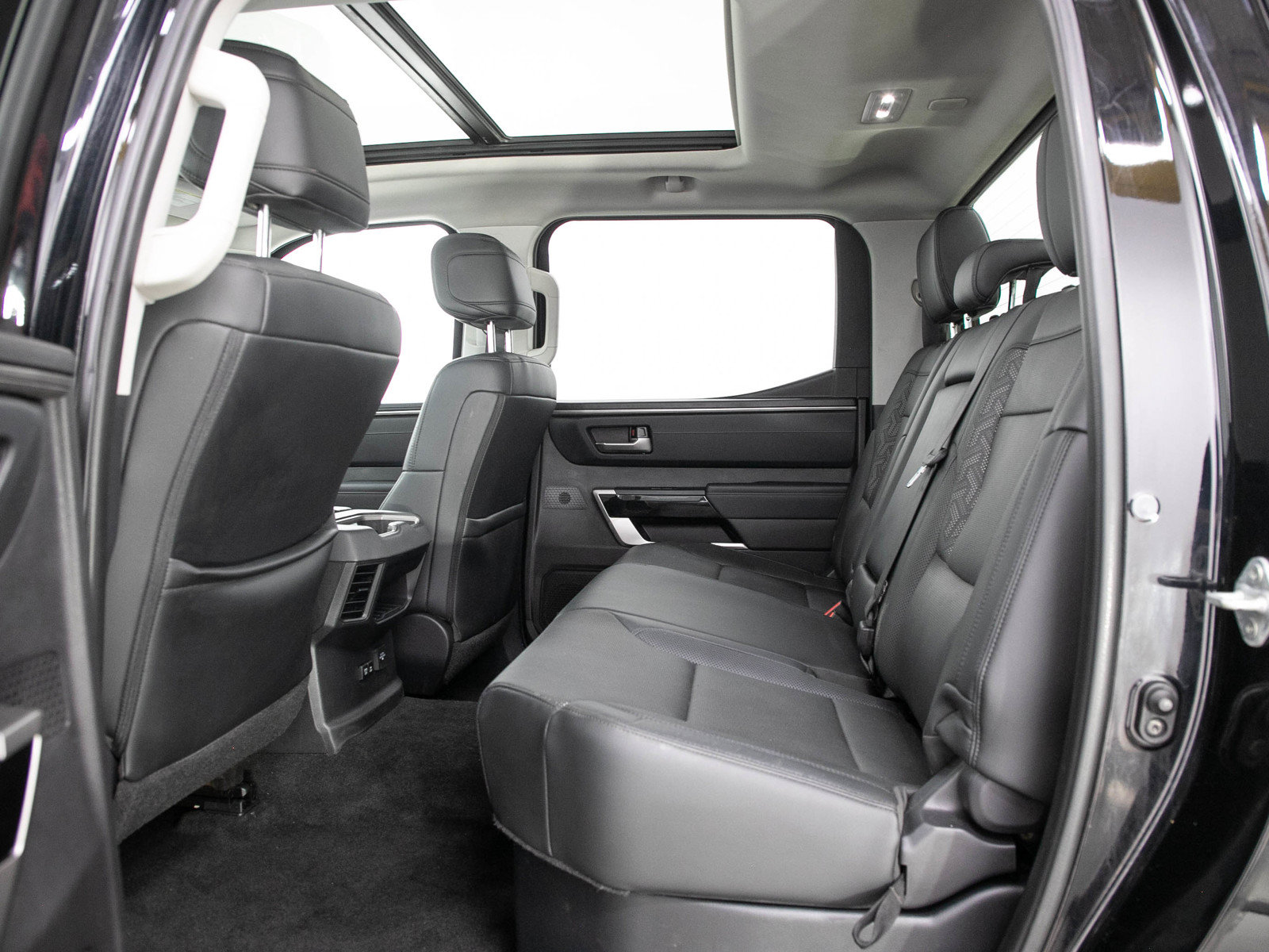 Used 2023 Toyota Tundra Limited AWD/4WD image 15