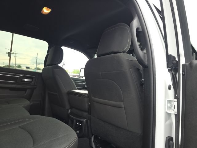 Used 2025 RAM 2500 Big Horn AWD/4WD image 36