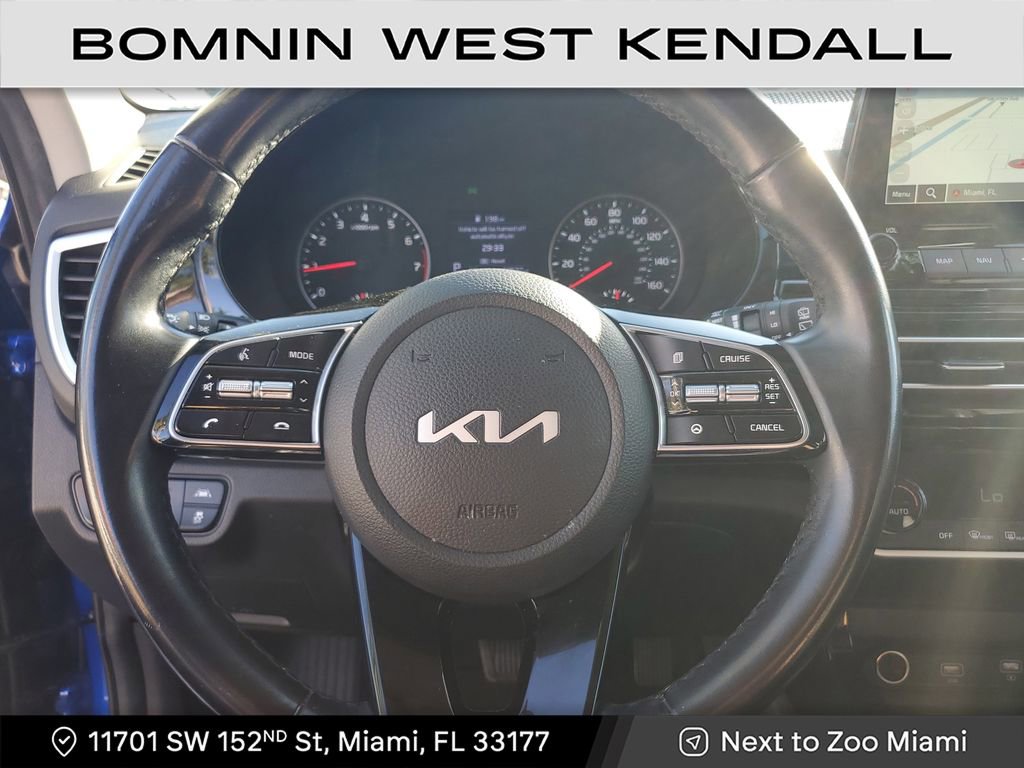 Used 2023 Kia Seltos EX image 28