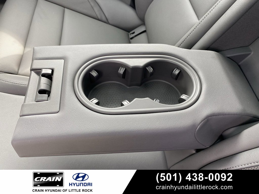 Used 2020 Porsche Taycan 4S w/ Premium Package image 31