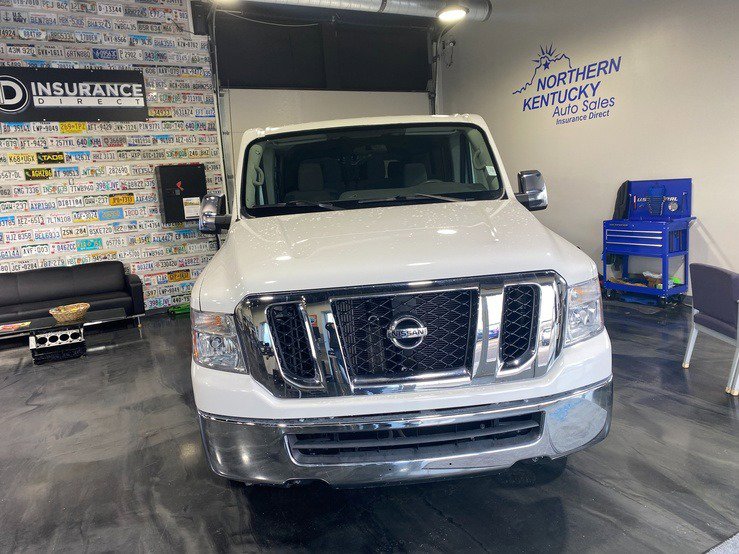 Used 2020 Nissan NV 3500 SV image 3
