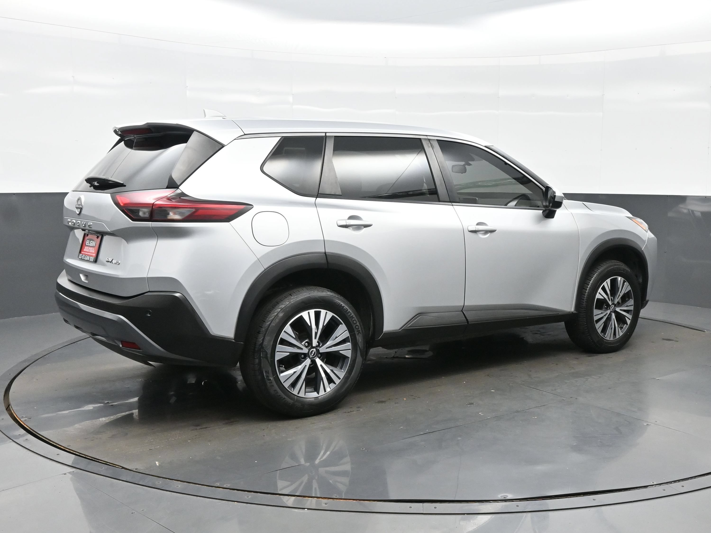 Used 2023 Nissan Rogue SV AWD/4WD image 6