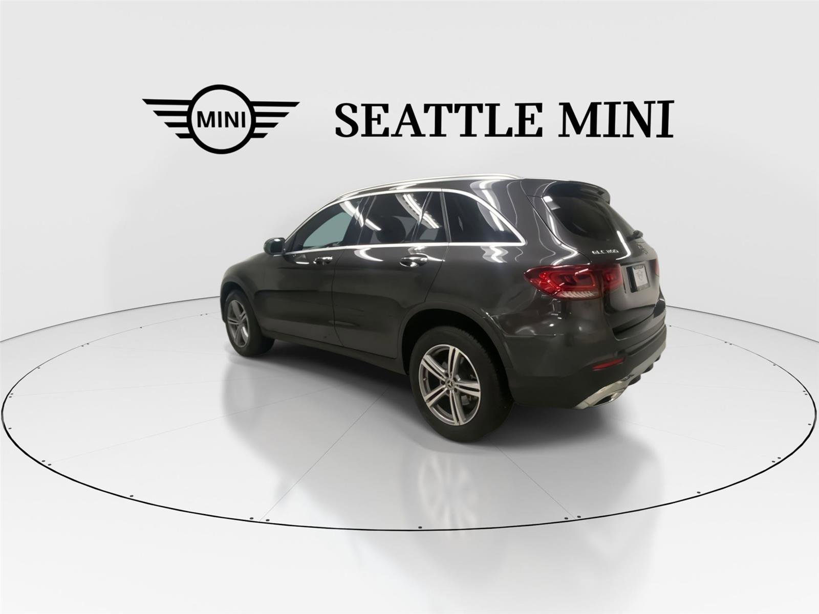 Used 2020 Mercedes-Benz GLC 300 4MATIC w/ Premium Package image 8