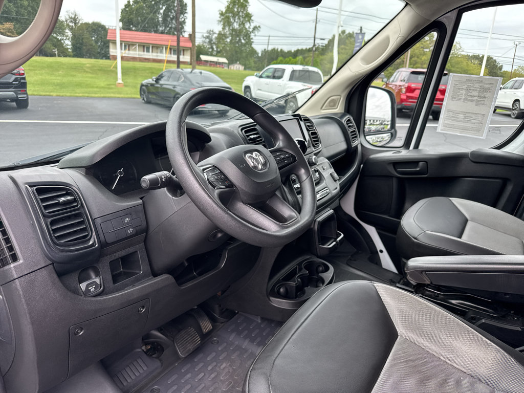 Used 2023 RAM ProMaster 2500 FWD image 9