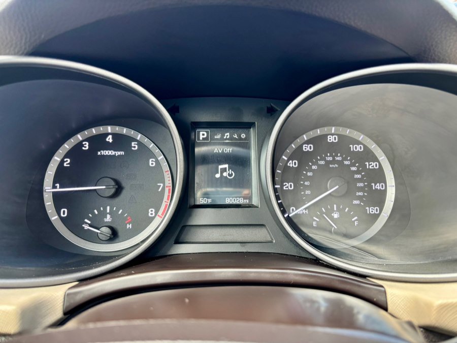 Used 2017 Hyundai Santa Fe Sport image 20