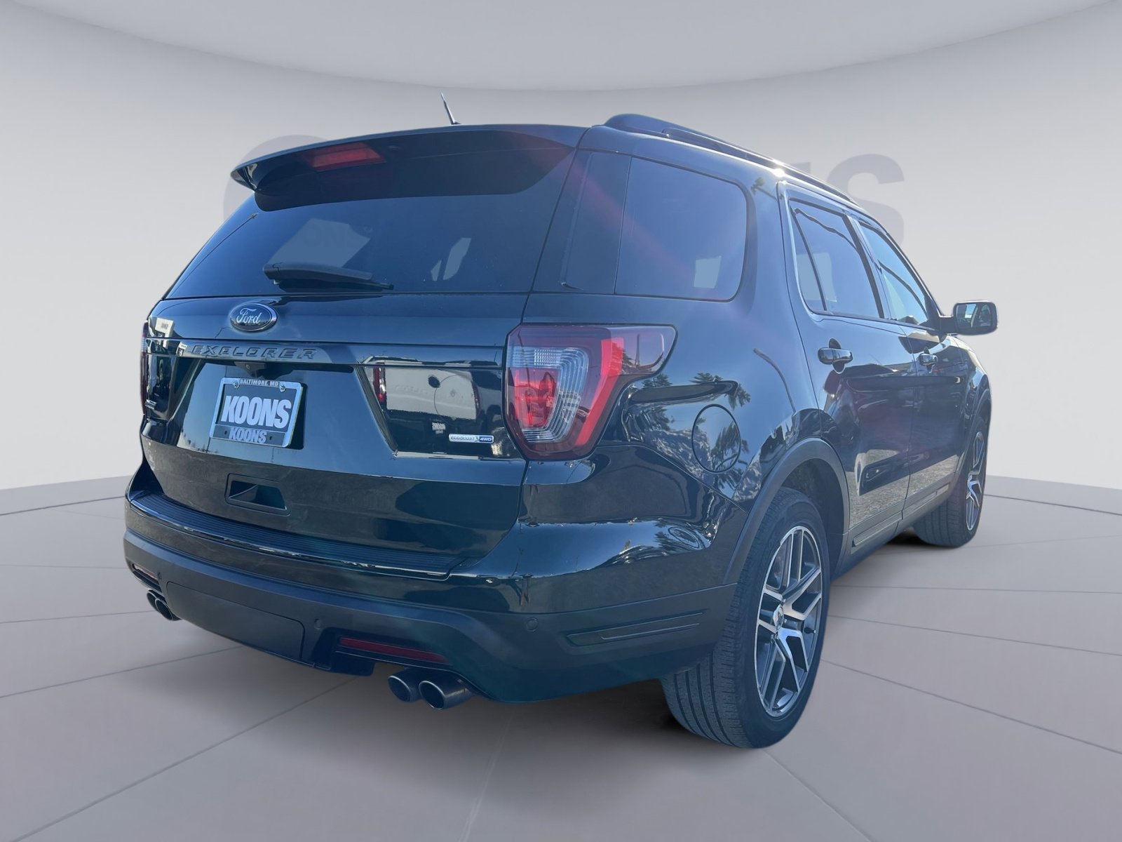 Certified 2018 Ford Explorer Sport w/ Equipment Group 401A image 7