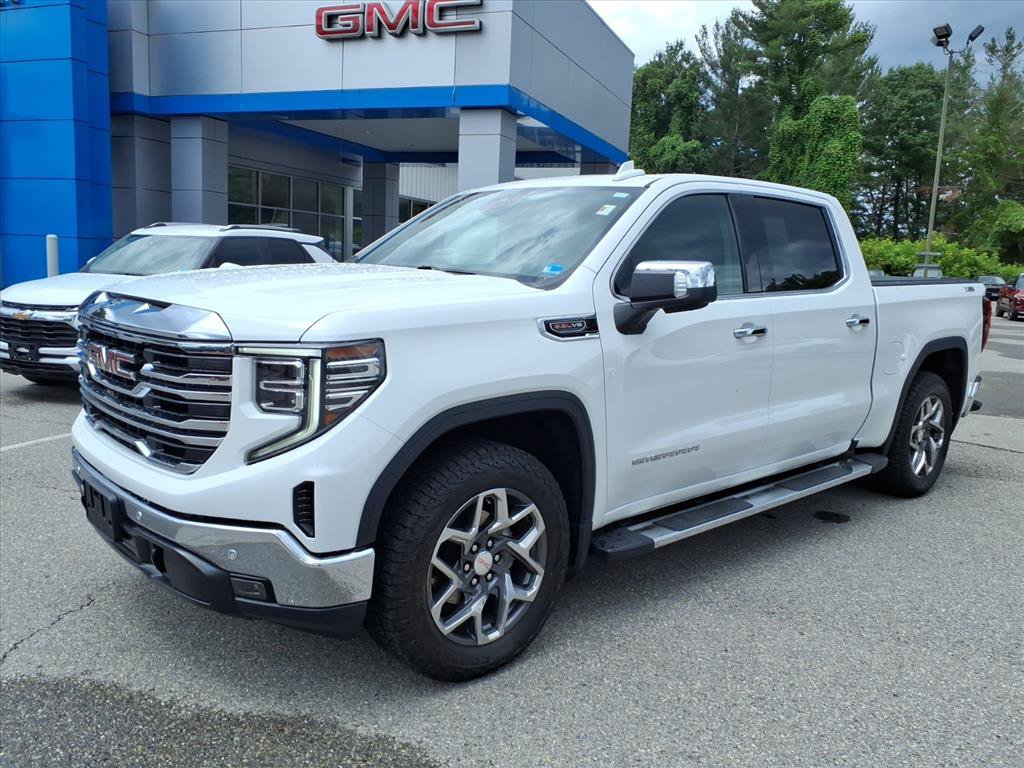 Used 2023 GMC Sierra 1500 SLT w/ SLT Premium Plus Package AWD/4WD image 8