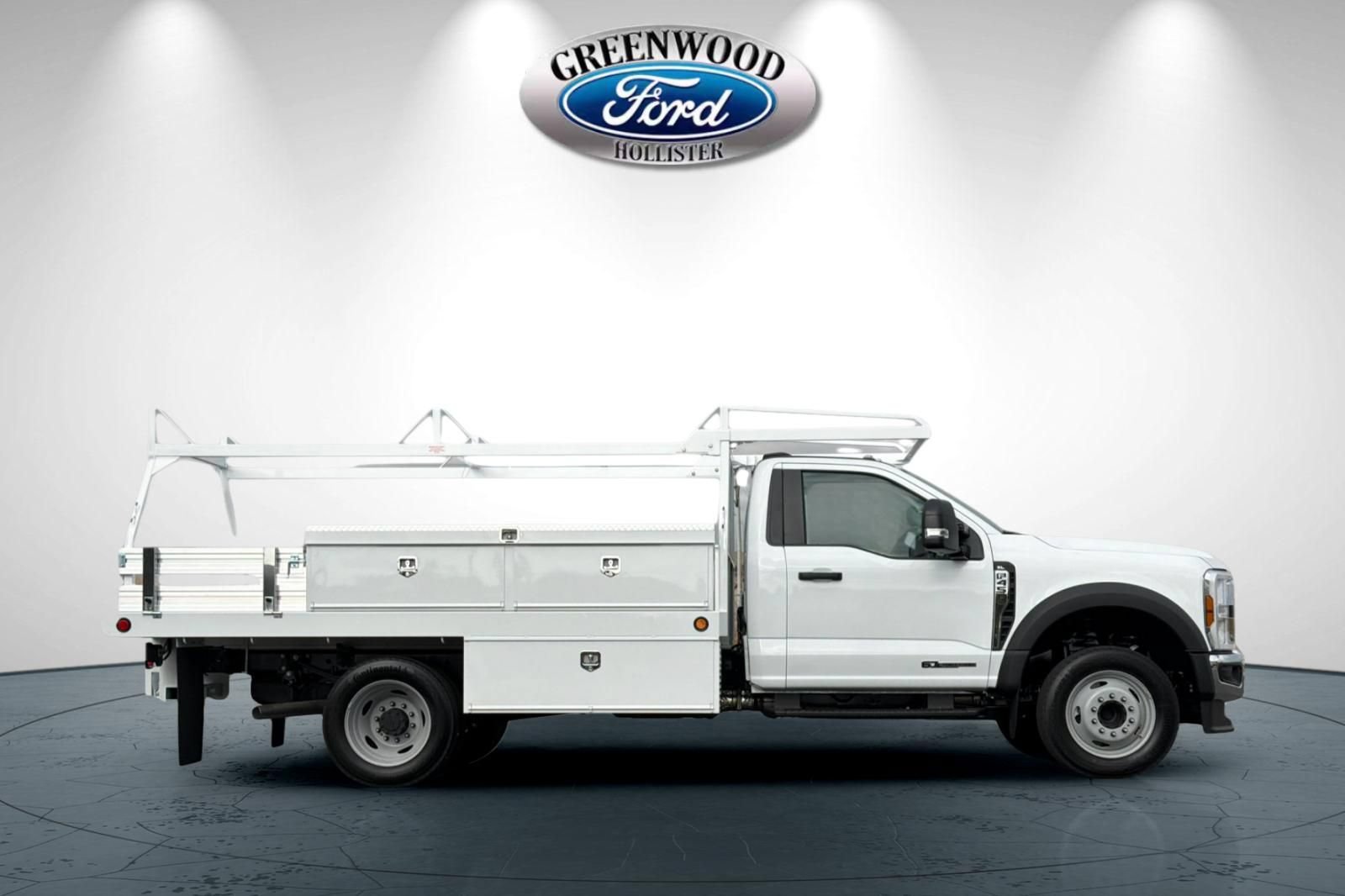 New 2026 Ford F450 XL w/ XL Chrome Package RWD image 3
