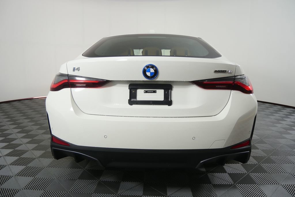 Certified 2025 BMW i4 eDrive40 RWD image 4