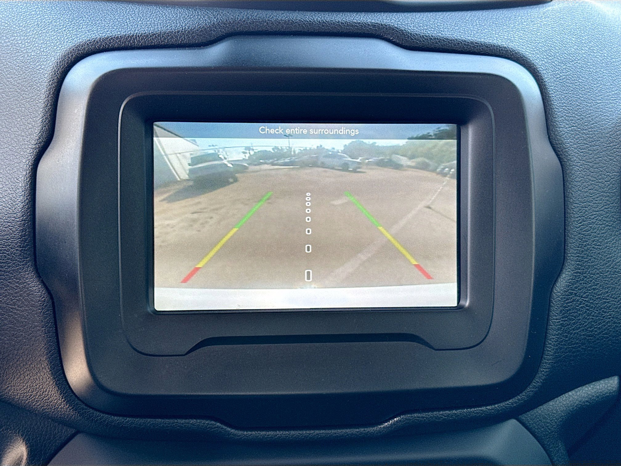 Used 2020 Jeep Renegade Latitude image 31