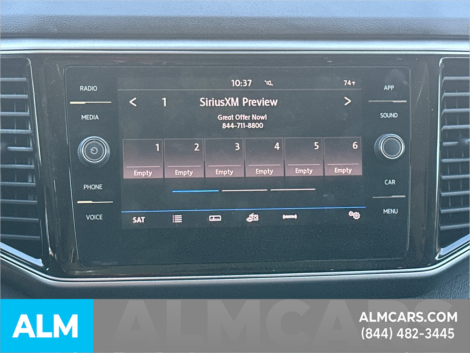 Used 2018 Volkswagen Atlas SEL FWD image 31