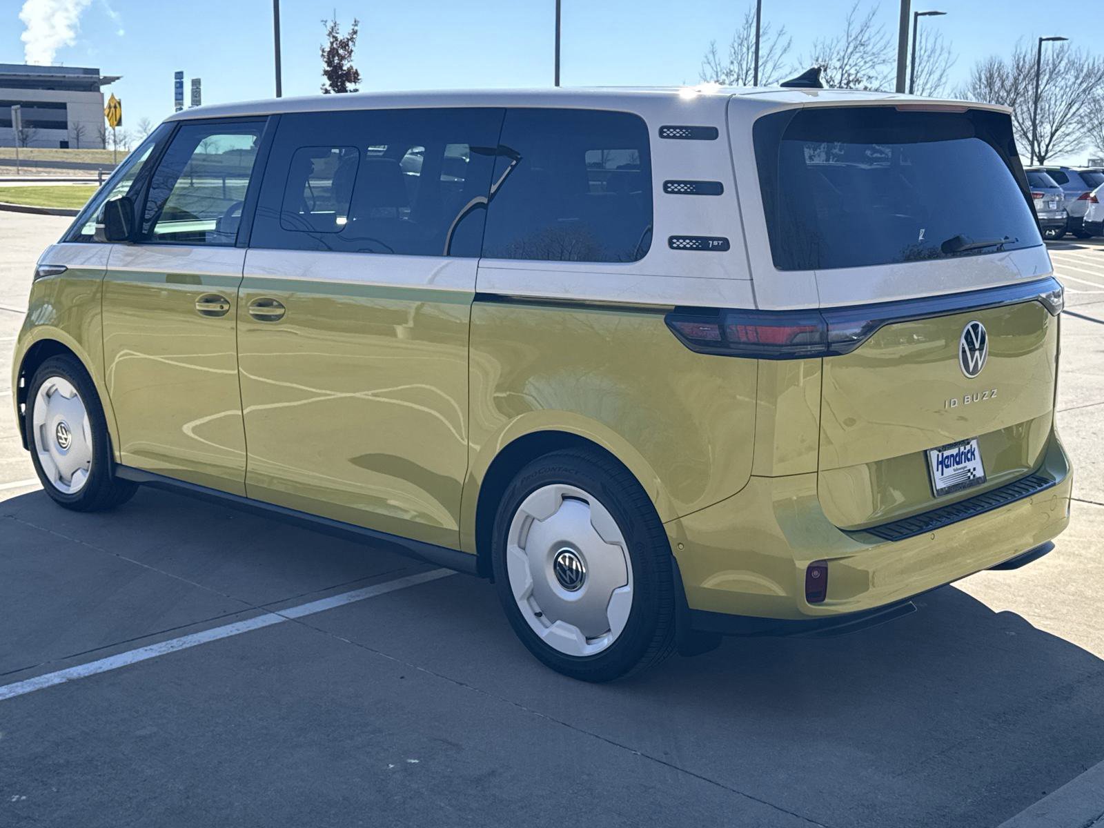 New 2025 Volkswagen ID. Buzz 1st Edition image 3