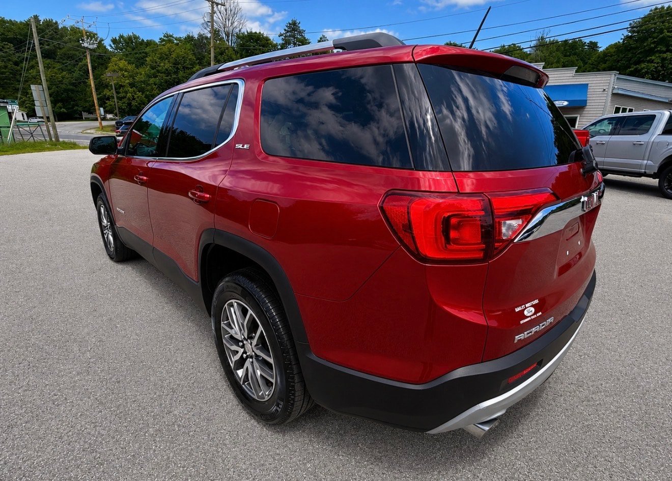 Used 2019 GMC Acadia SLE AWD/4WD image 6