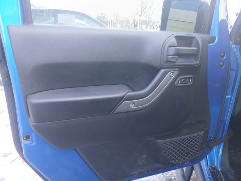 Used 2016 Jeep Wrangler Sport image 13