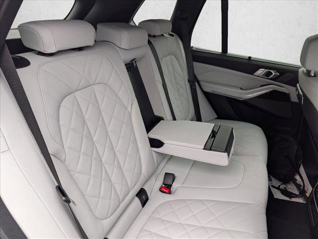 New 2026 BMW X5 sDrive40i w/ Climate Comfort Package image 18