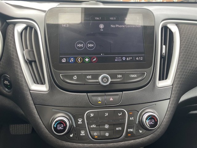 Used 2024 Chevrolet Malibu LT image 23