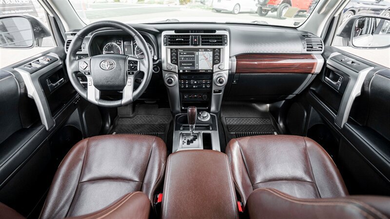 Used 2020 Toyota 4Runner Limited AWD/4WD image 15