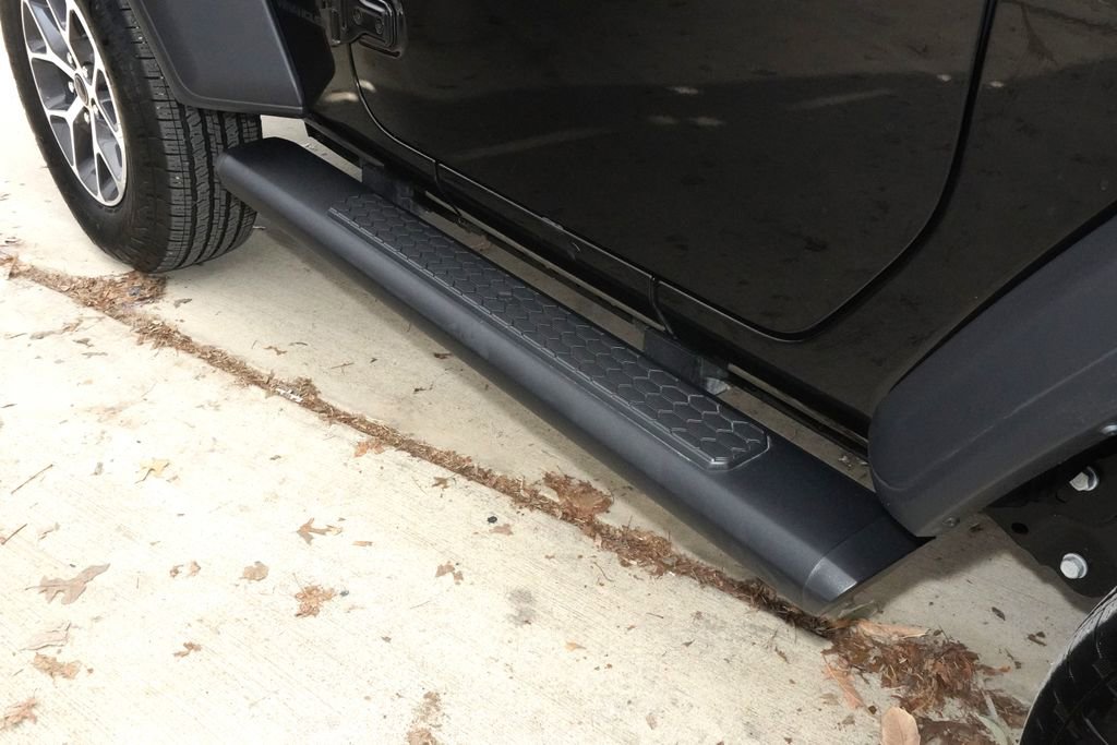 Used 2024 Jeep Wrangler Sport S image 12