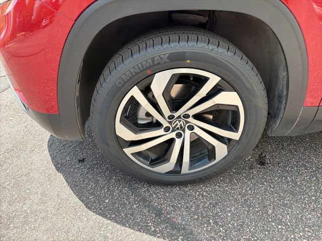 Used 2022 Volkswagen Atlas Cross Sport SEL AWD/4WD image 8