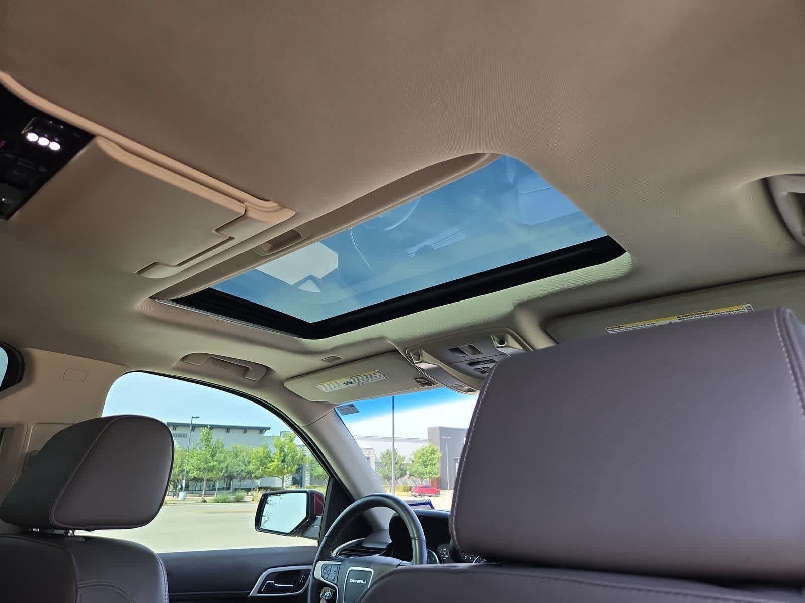 Used 2017 GMC Yukon XL Denali w/ Open Road Package RWD image 21