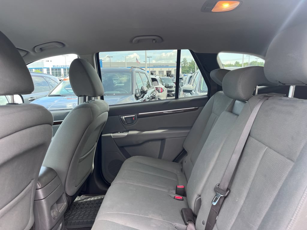 Used 2011 Hyundai Santa Fe GLS AWD/4WD image 17