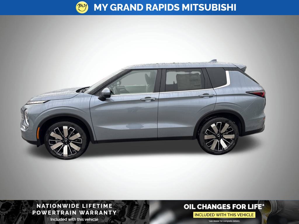 New 2026 Mitsubishi Outlander SE AWD/4WD image 4