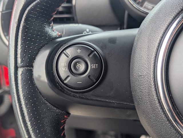 Used 2016 MINI Cooper Clubman image 19