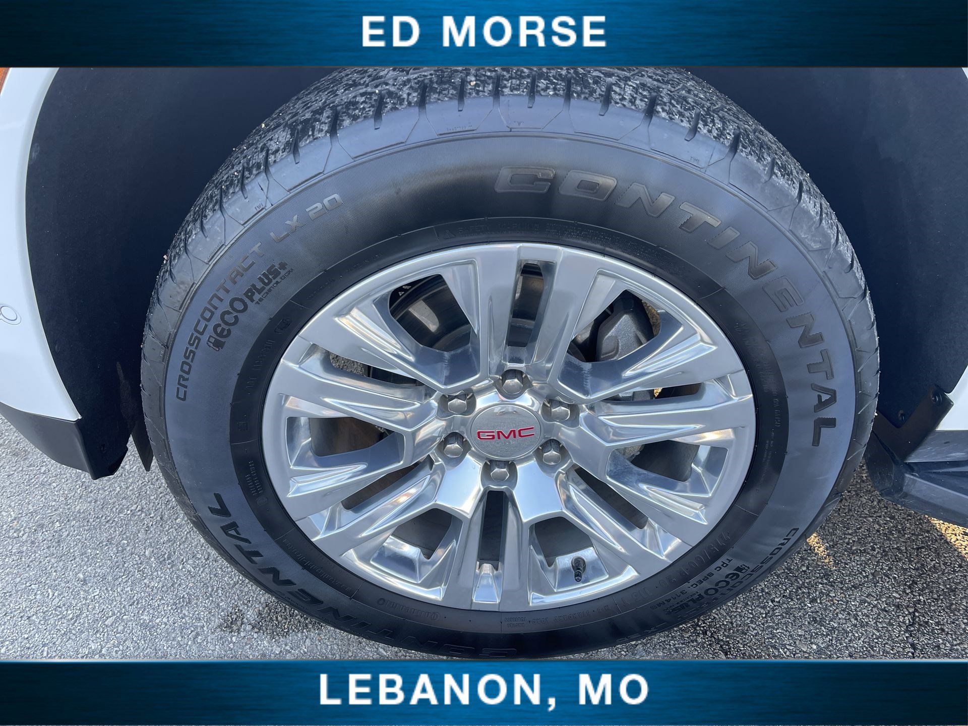 Used 2025 GMC Yukon Denali image 31