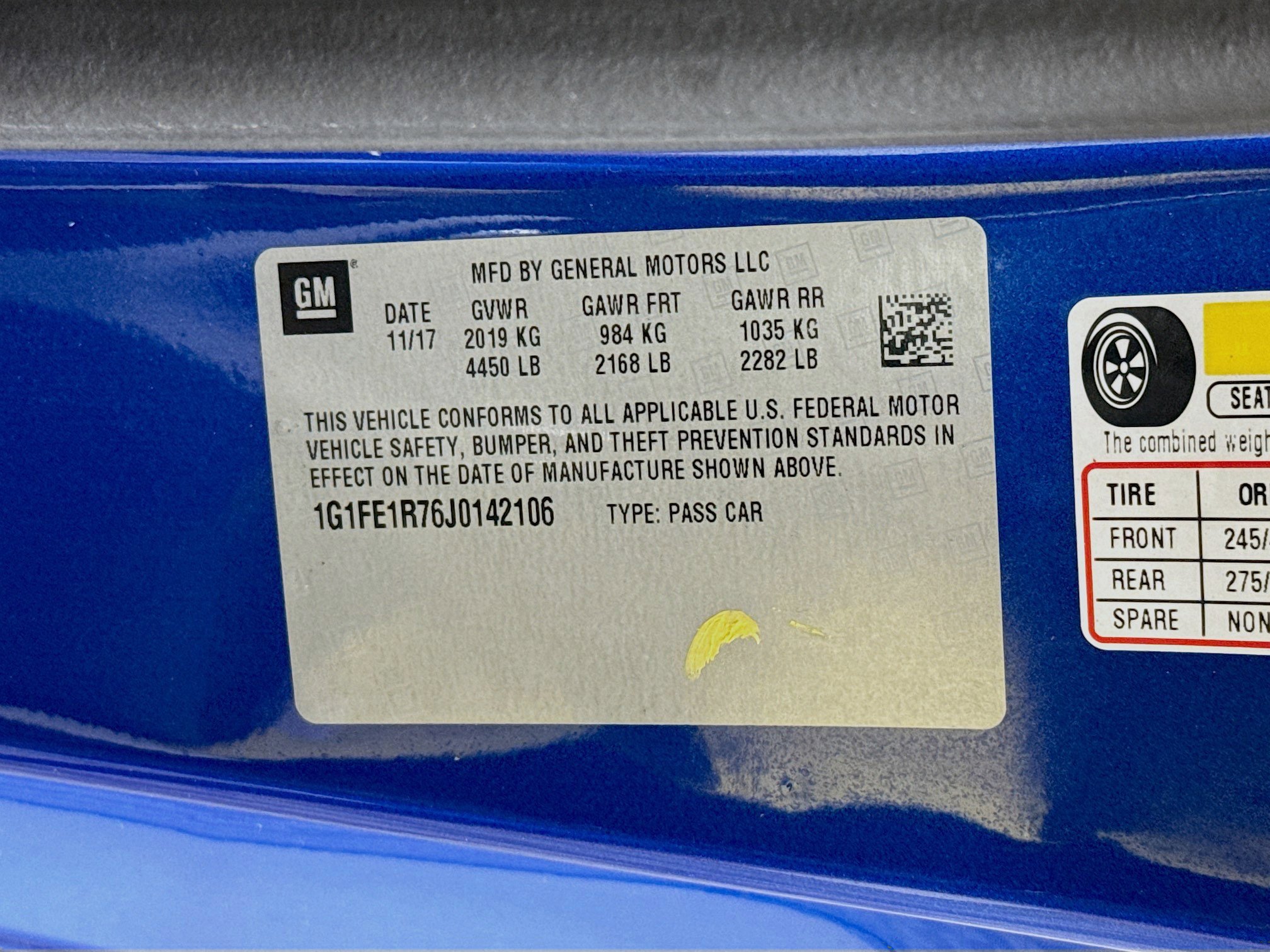 Used 2018 Chevrolet Camaro SS RWD image 35