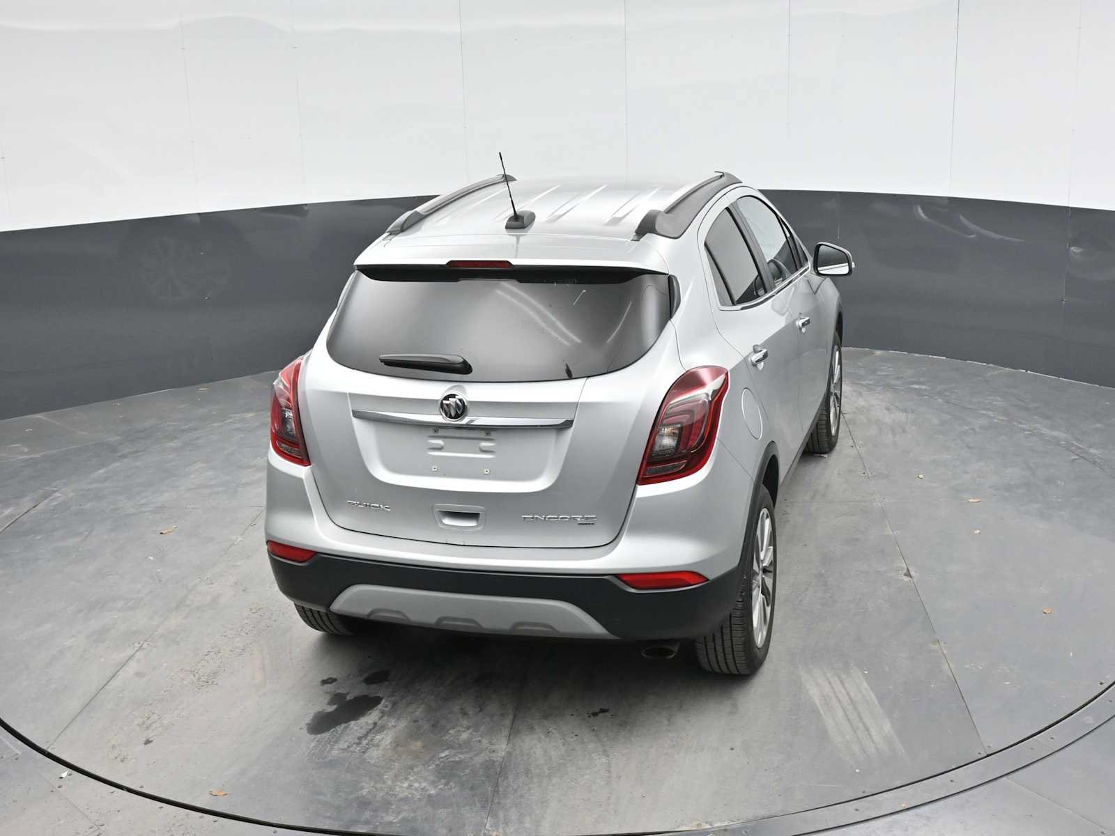 Used 2018 Buick Encore Preferred AWD/4WD image 21