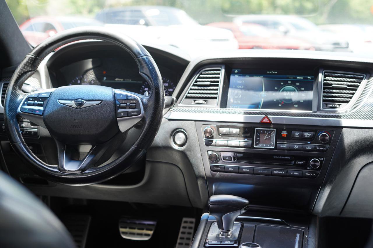 Used 2018 Genesis G80 3.3T Sport RWD image 10