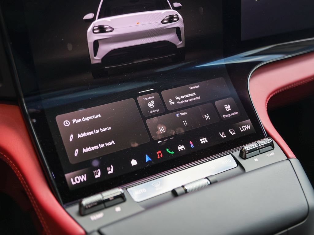 New 2026 Porsche Cayenne Electric AWD/4WD image 22
