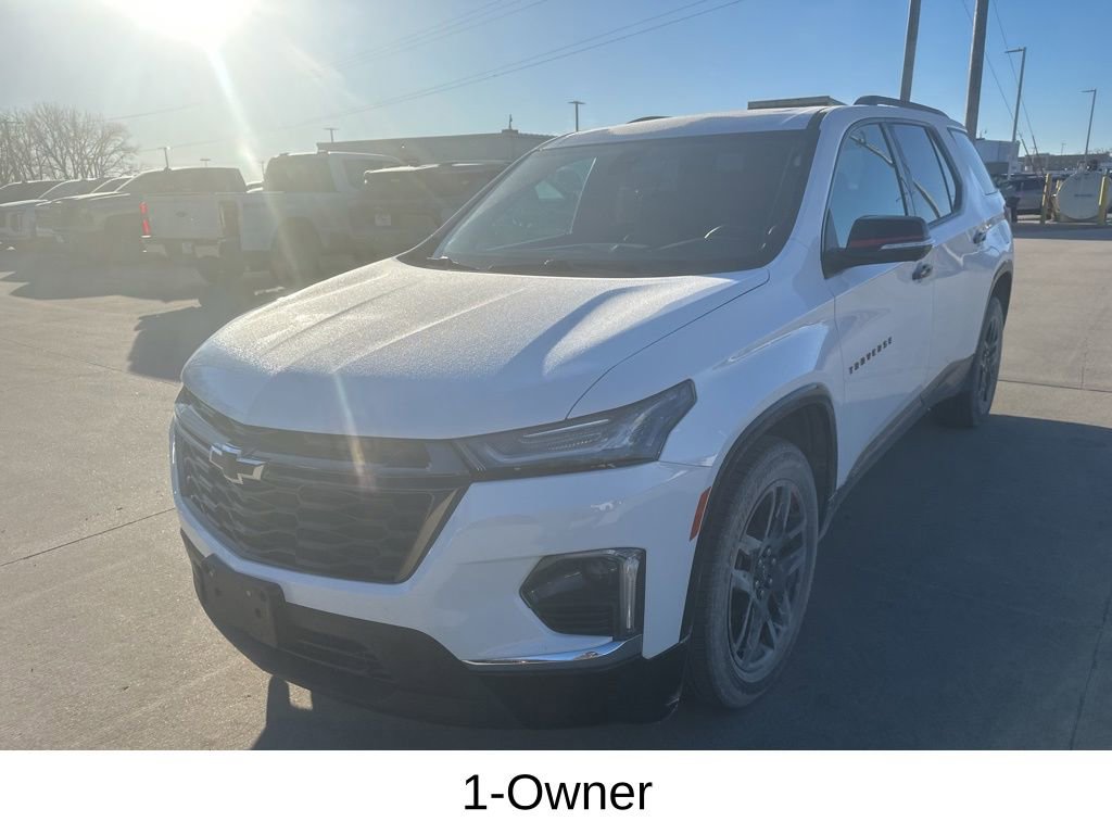 Certified 2023 Chevrolet Traverse Premier w/ Redline Edition image 3