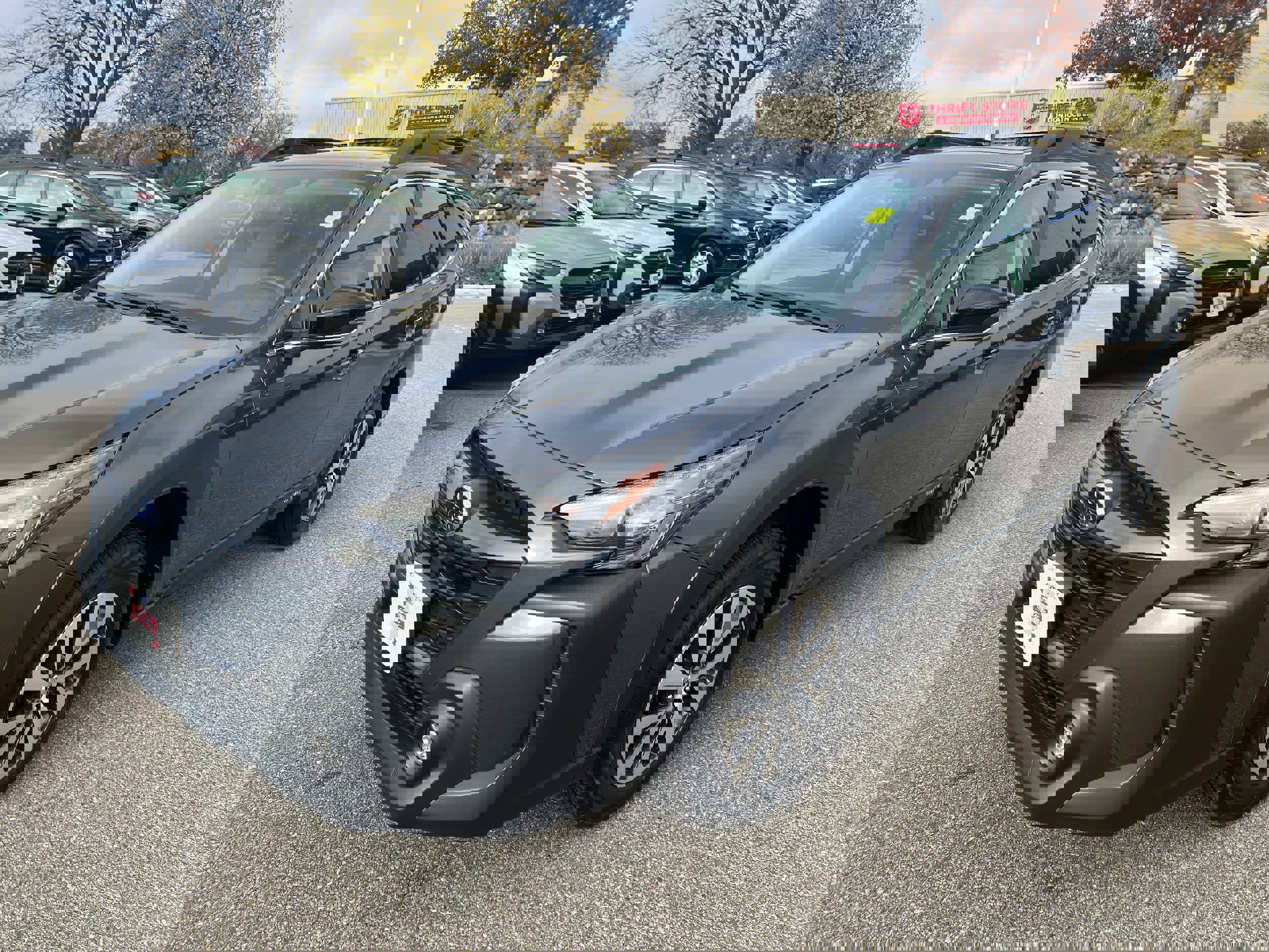 Certified 2025 Subaru Outback Premium w/ Popular Package #1A image 3