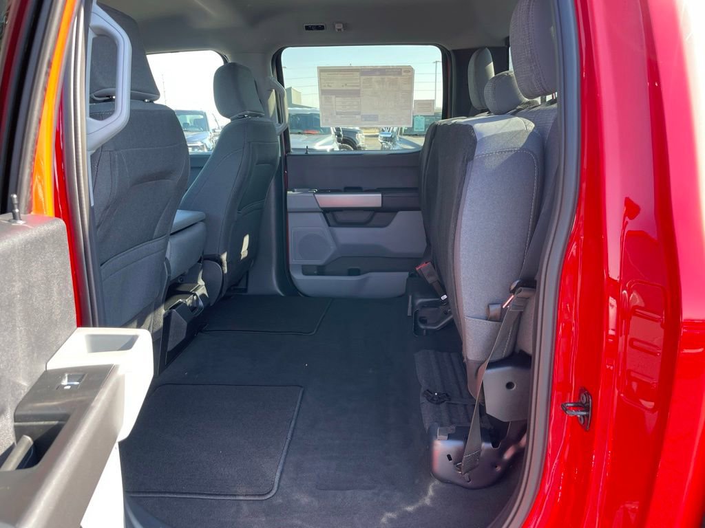 New 2026 Ford F250 XLT w/ FX4 Off-Road Package image 54