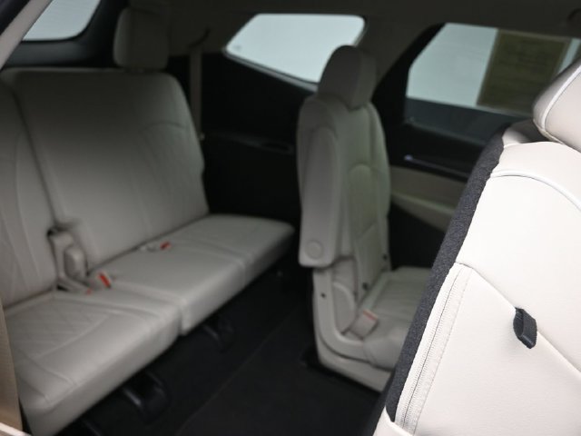 Used 2024 Buick Enclave Avenir FWD image 28