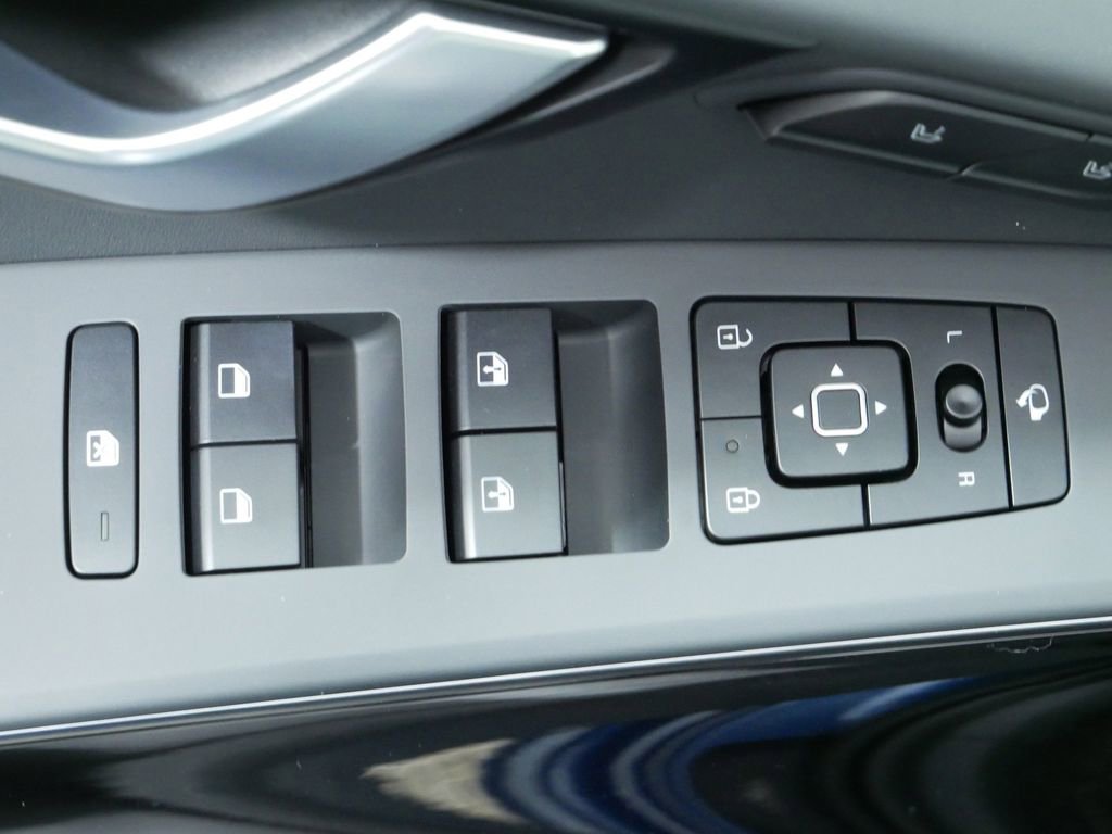 New 2026 Kia Niro SX image 21