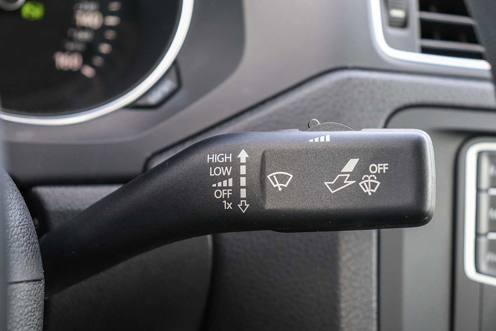Used 2017 Volkswagen Jetta S FWD image 32
