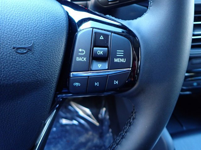 New 2026 Ford Escape SE w/ Class II Trailer Tow Package image 16