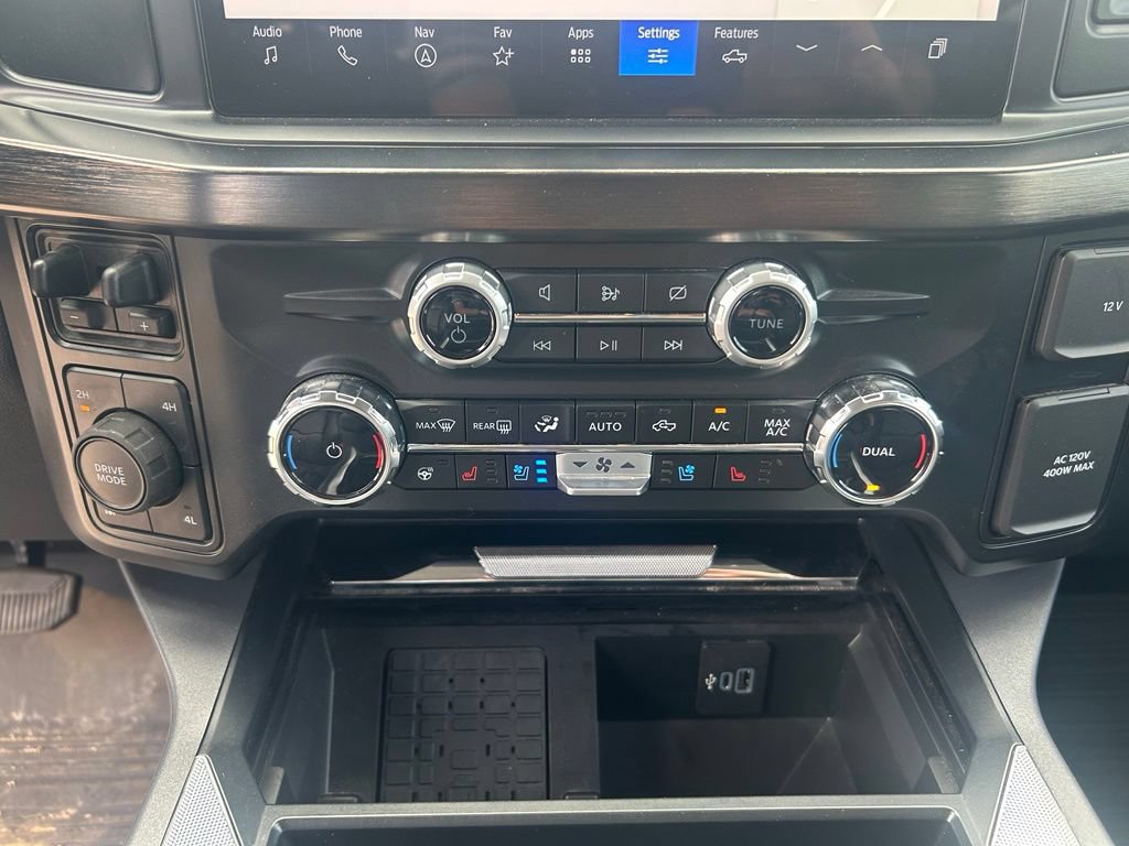 Used 2024 Ford F250 Lariat w/ Chrome Package AWD/4WD image 16