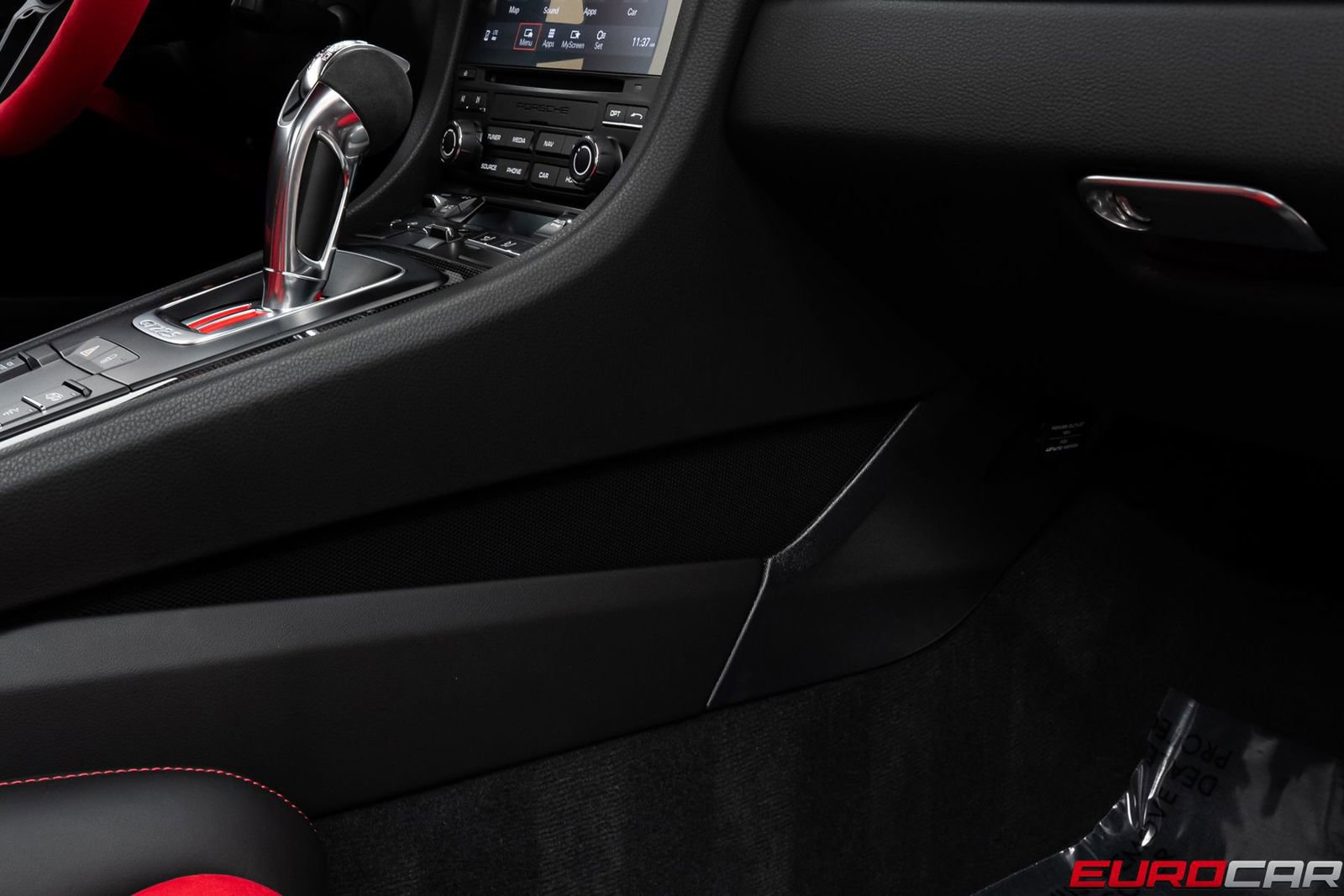 Used 2018 Porsche 911 GT2 RS image 44