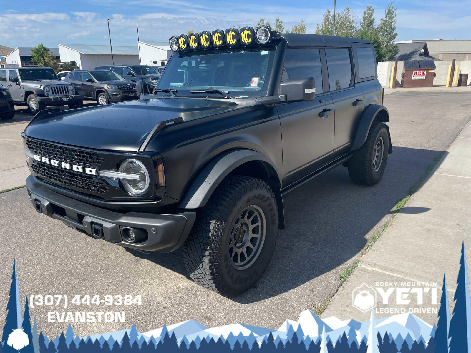 Used 2023 Ford Bronco Wildtrak image 7