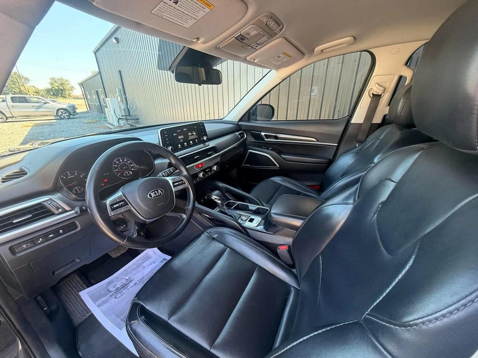 Used 2020 Kia Telluride LX AWD/4WD image 9