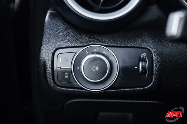 Used 2019 Alfa Romeo Giulia Quadrifoglio w/ Driver Assist Dynamic Package image 70