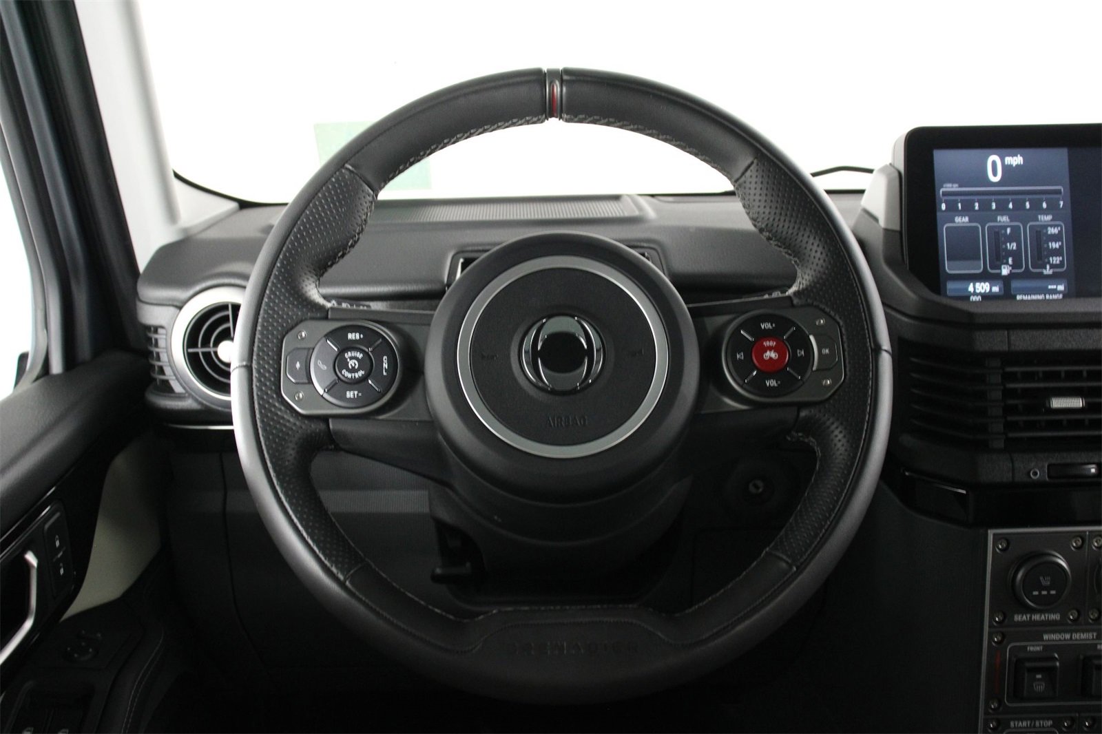 Used 2024 INEOS Grenadier Fieldmaster Edition image 8