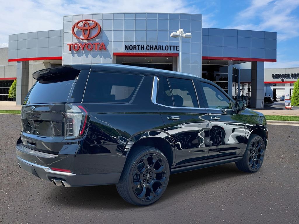 Used 2025 Chevrolet Tahoe High Country AWD/4WD image 8