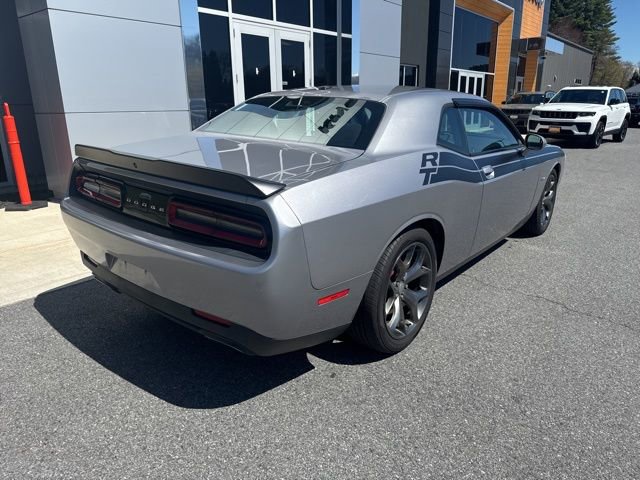 Used 2015 Dodge Challenger R/T w/ Quick Order Package 22B R/T RWD image 6