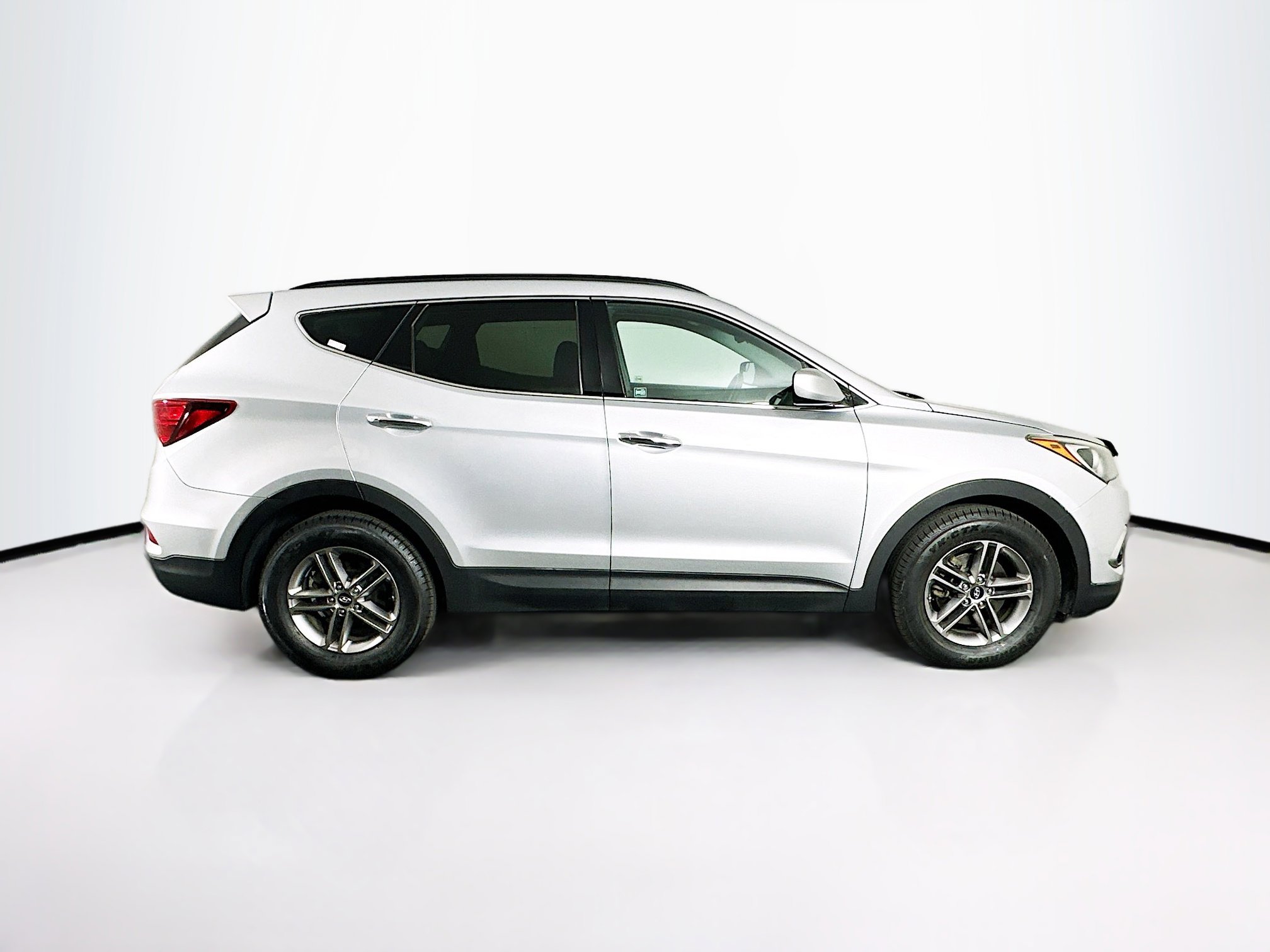 Used 2017 Hyundai Santa Fe Sport FWD image 10