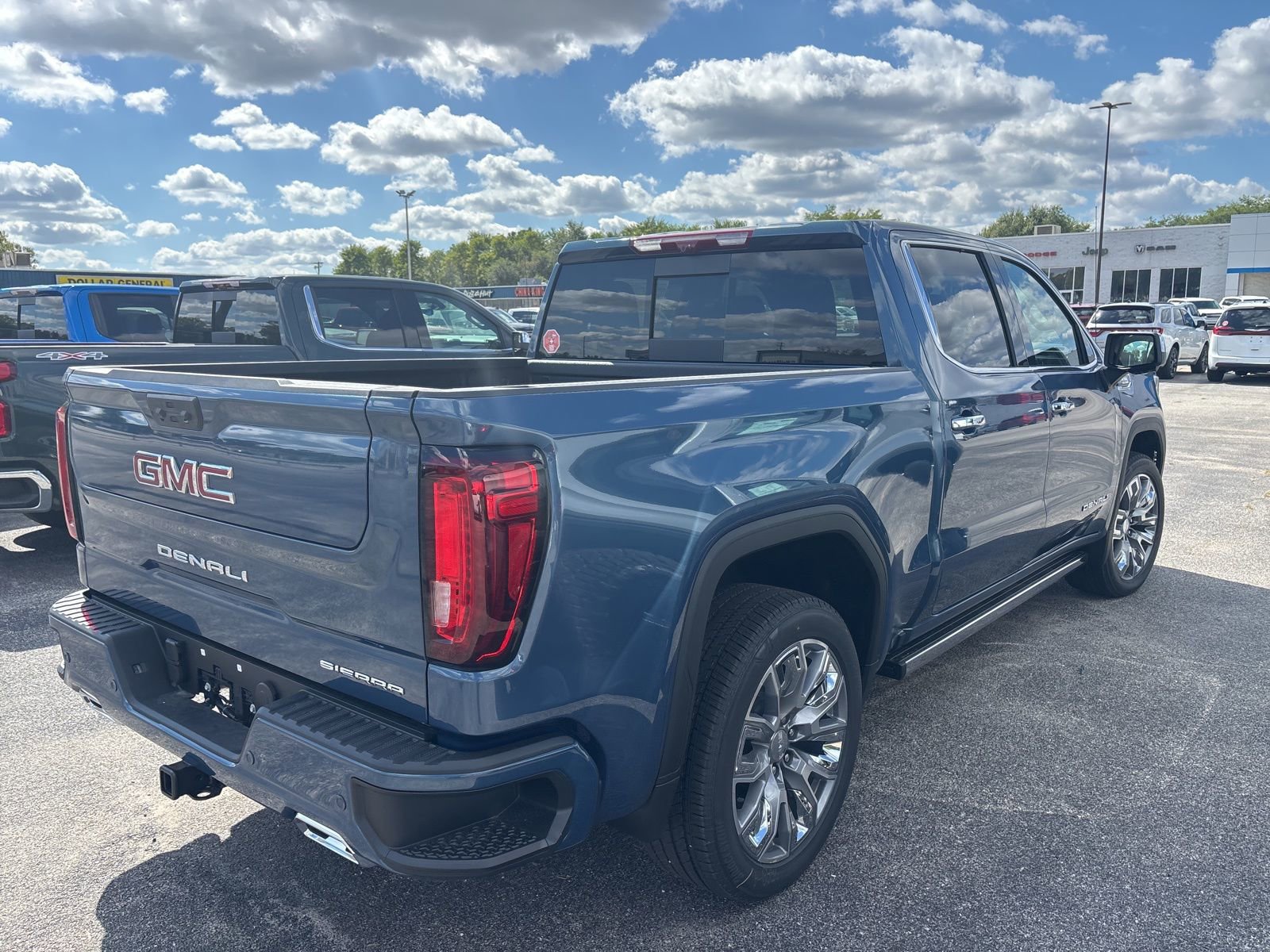 New 2026 GMC Sierra 1500 Denali w/ Denali Reserve Package image 5