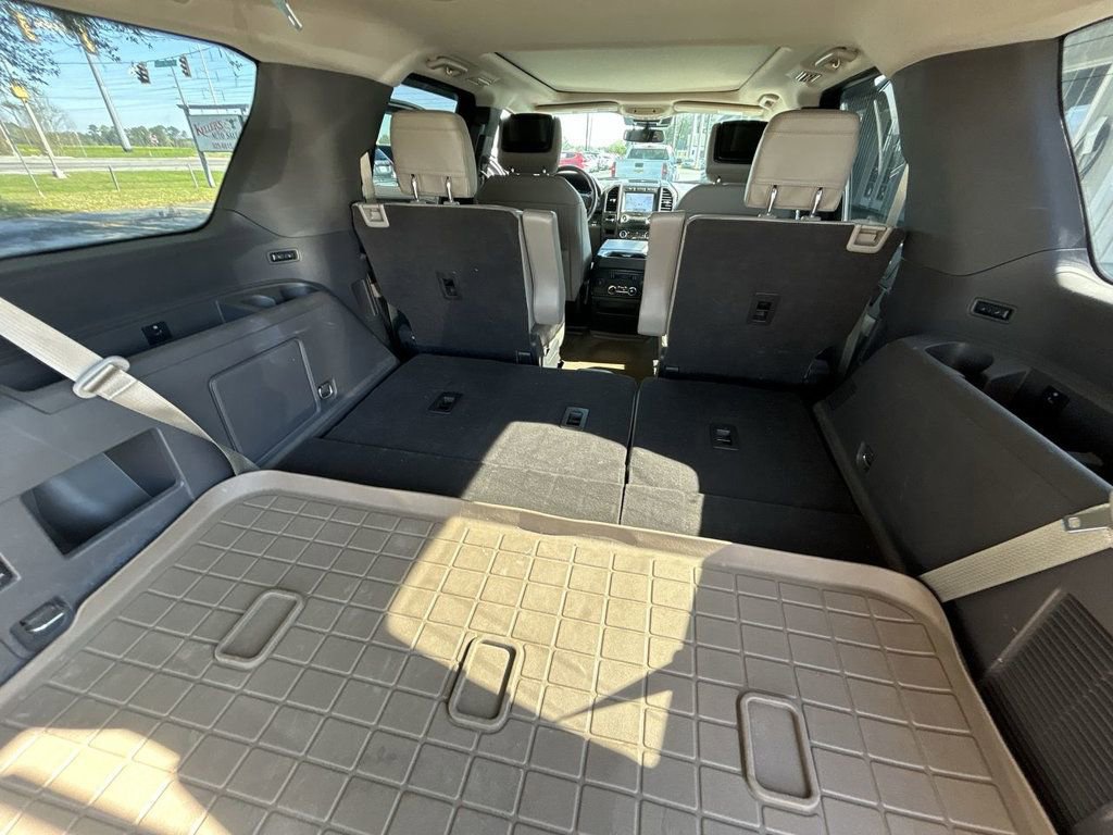 Used 2021 Ford Expedition Limited image 24